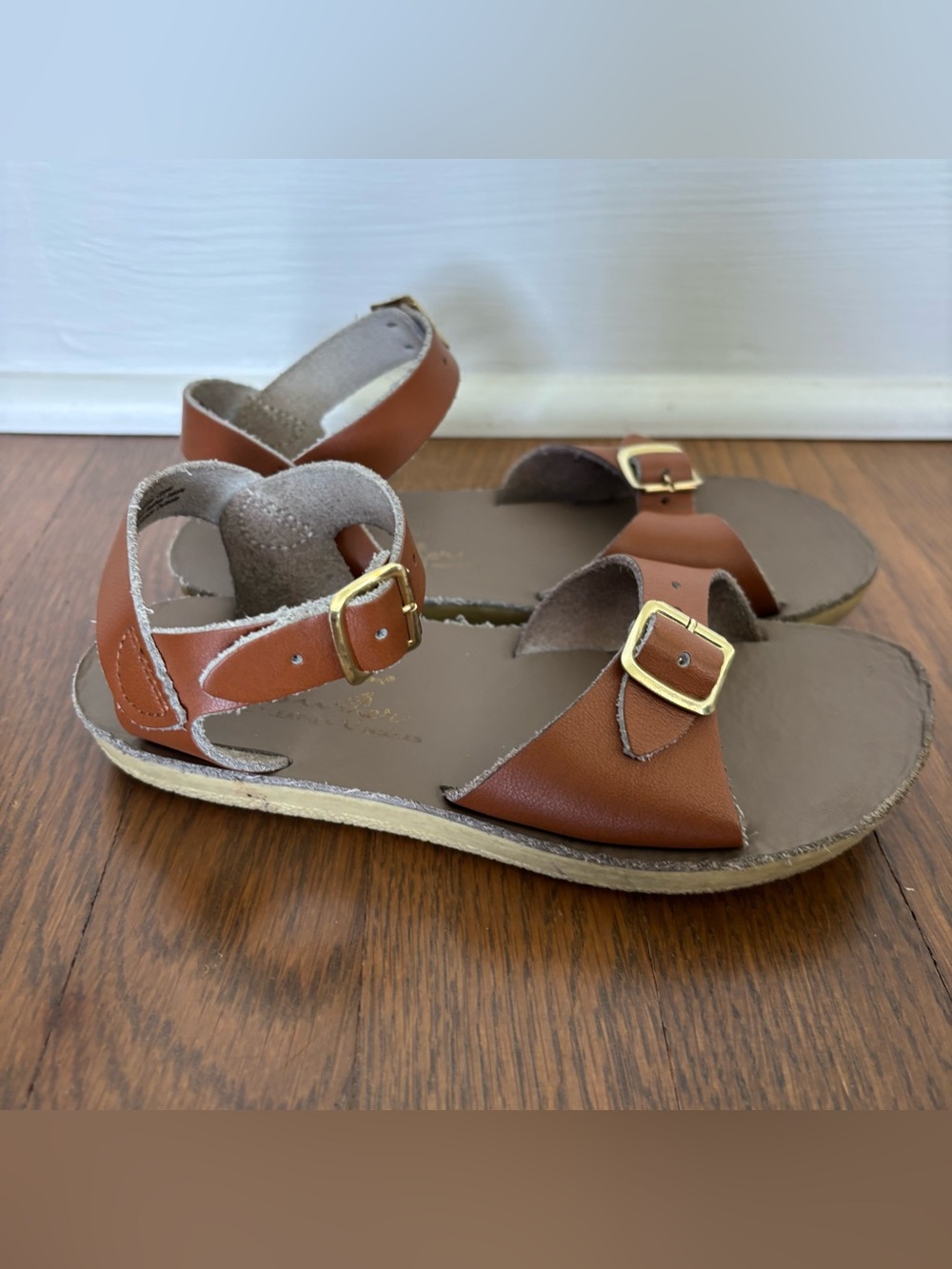 Salt Water Sandals by Hoy Brown Leather Buckle Kids Sandals